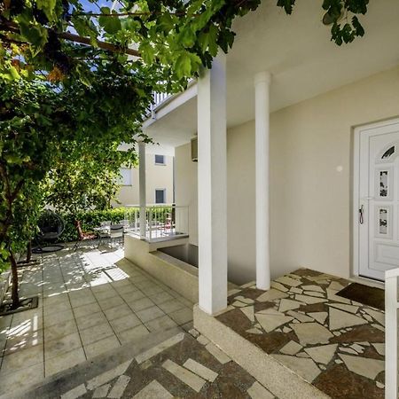 Ani In Trogir * Mittel-Dalmatien Hotel Donji Seget Екстериор снимка