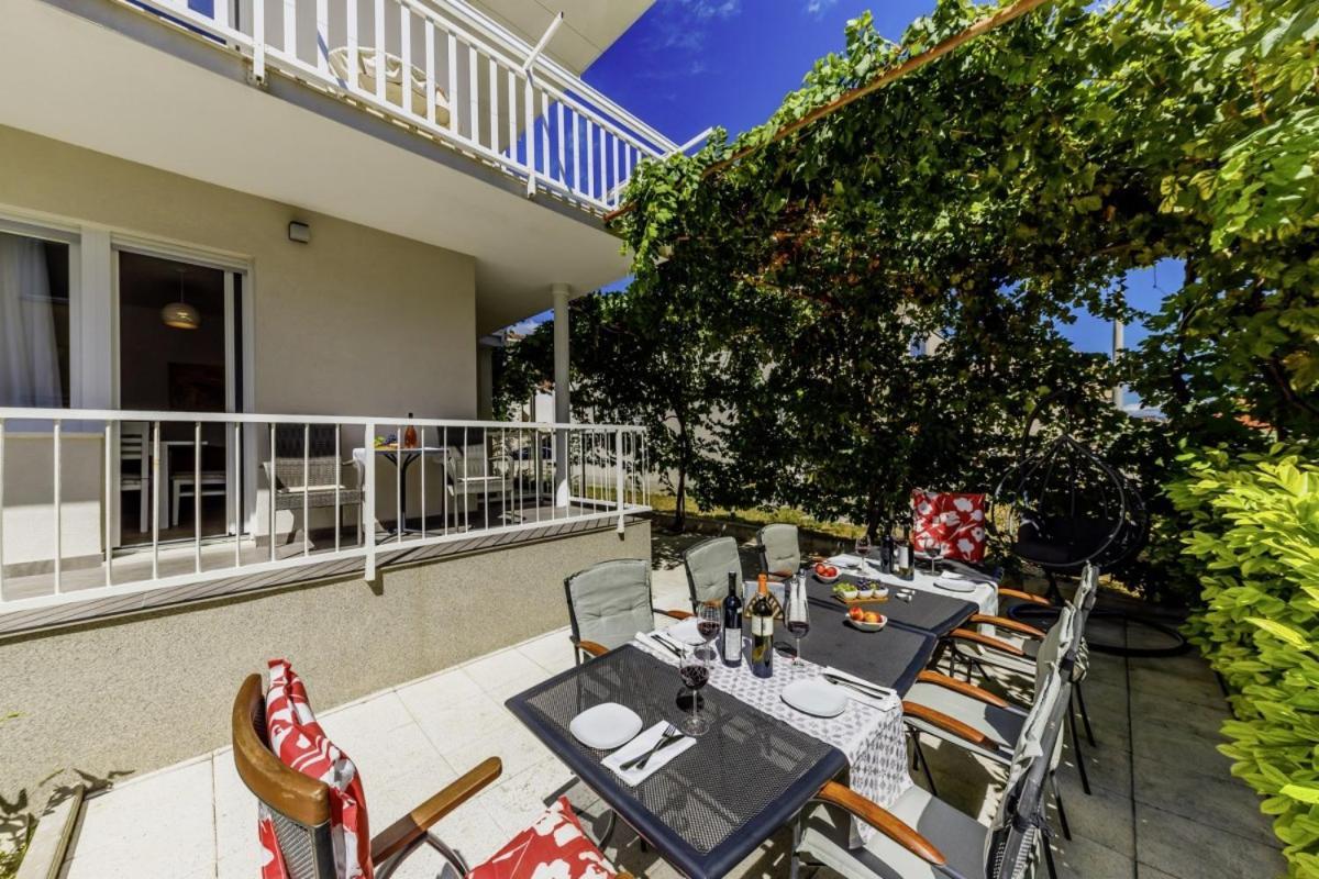 Ani In Trogir * Mittel-Dalmatien Hotel Donji Seget Екстериор снимка