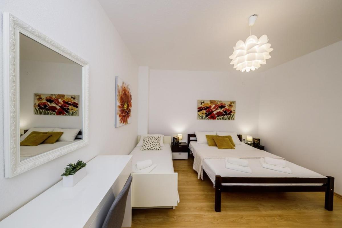Ani In Trogir * Mittel-Dalmatien Hotel Donji Seget Екстериор снимка