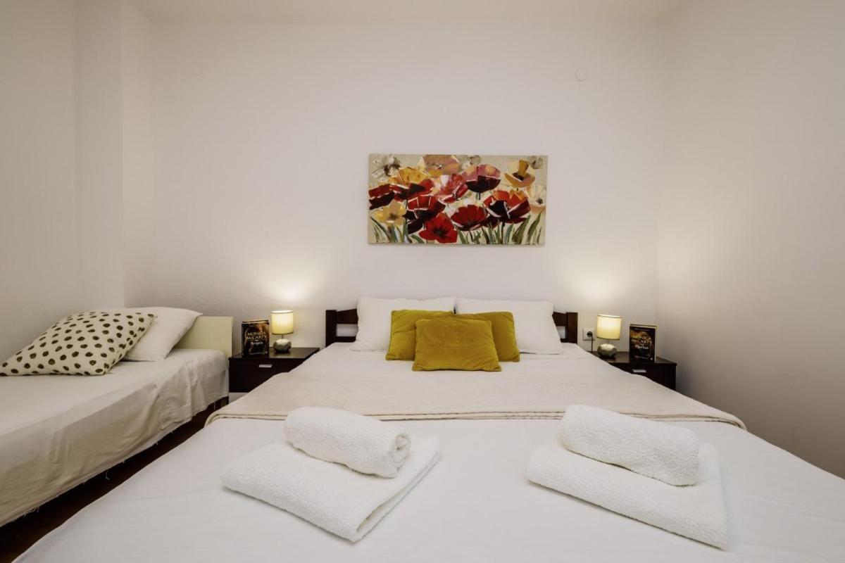 Ani In Trogir * Mittel-Dalmatien Hotel Donji Seget Екстериор снимка