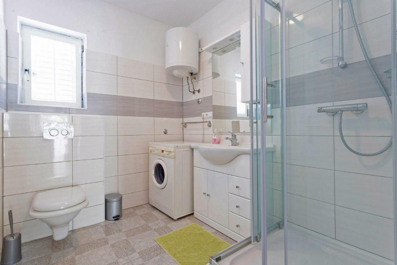 Ani In Trogir * Mittel-Dalmatien Hotel Donji Seget Екстериор снимка